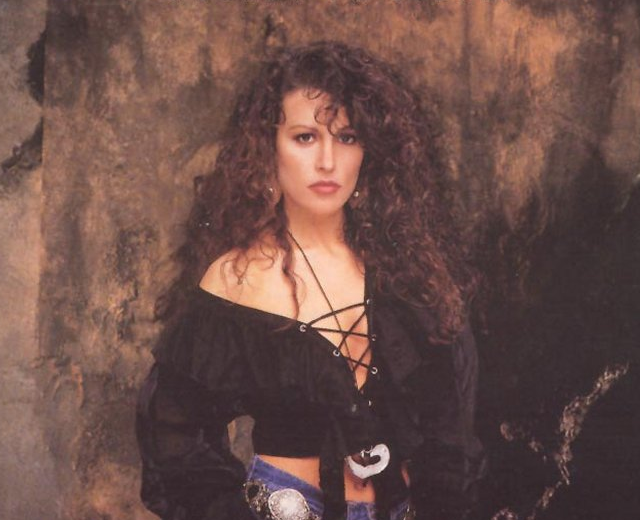 Chrissy Steele