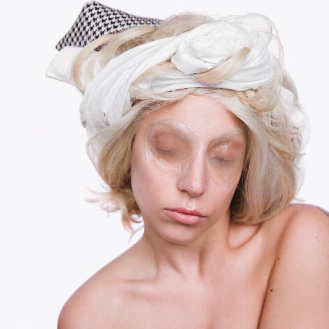 『LadyGaga』|| 循环无数遍的抒情歌曲