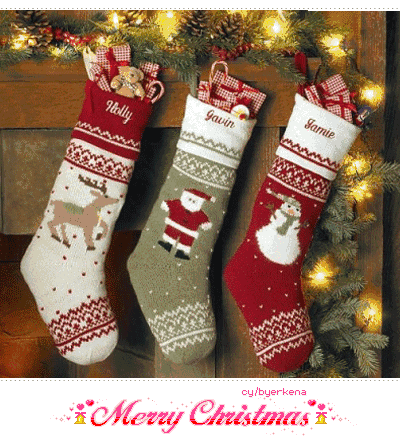 3. 把礼物塞进圣诞袜