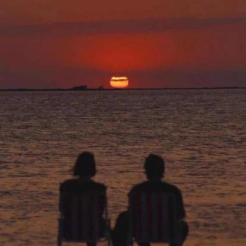 生活不止眼前的苟且（cover:许巍）封面