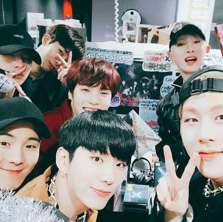 Monsta X