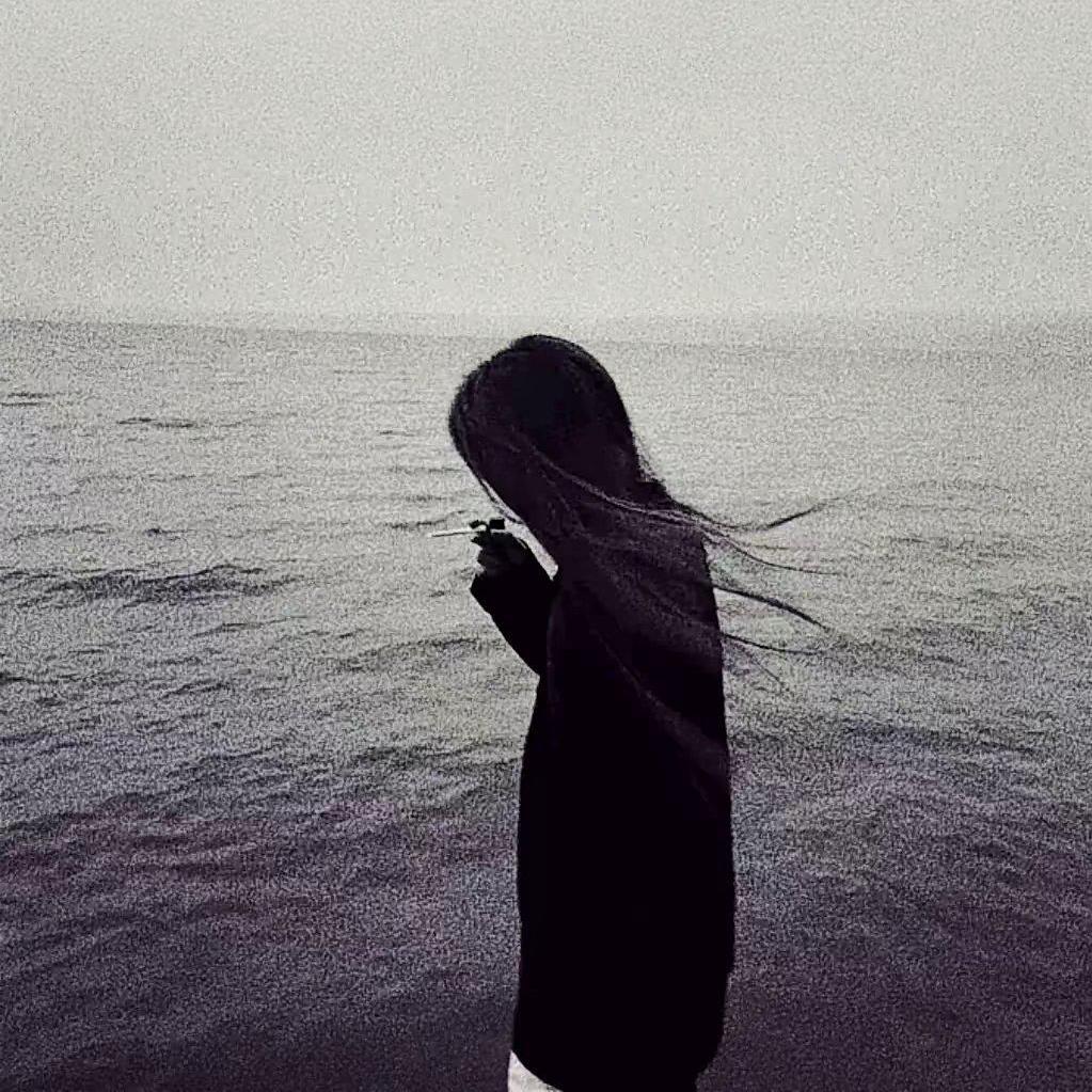 算了我不烦你了 你有你的生活 我睡了.