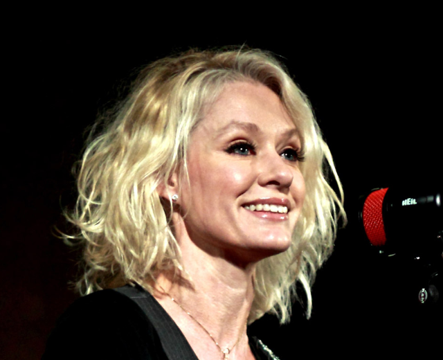Shelby Lynne