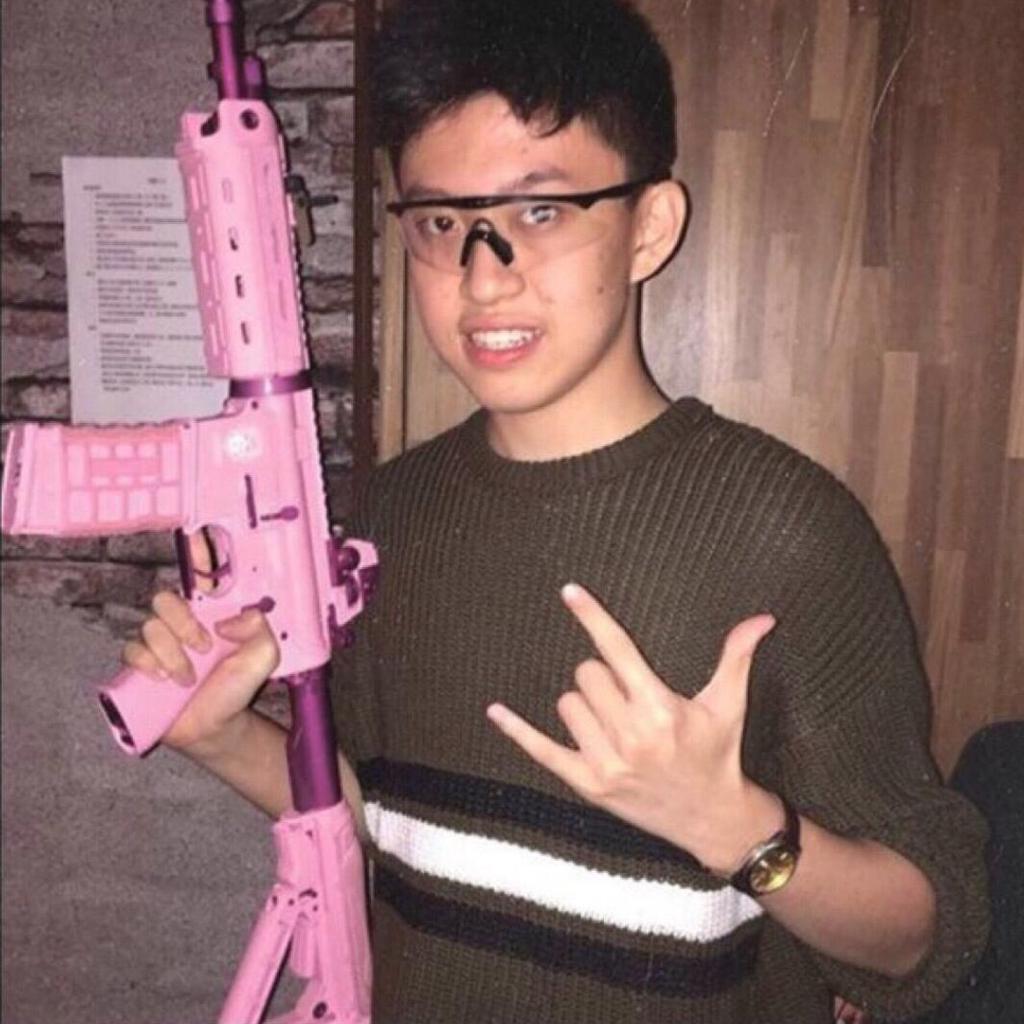 aka陈汉典（Rich Brian）