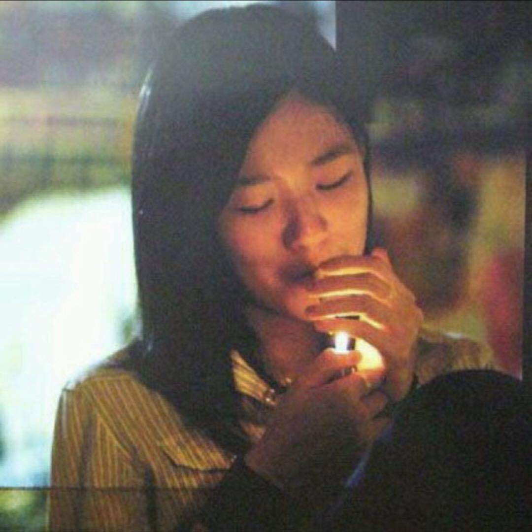 躺在我怀中封面