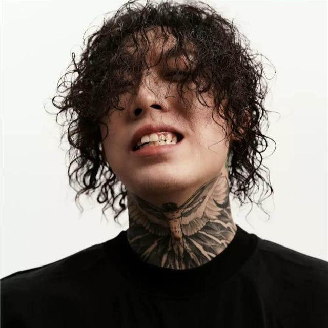 Higher Brothers (更高兄弟)