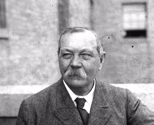 Arthur Conan Doyle