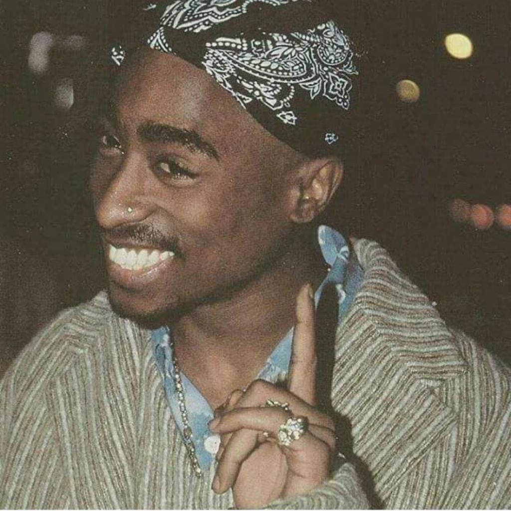 西岸说唱|2Pac/漫步在加州的阳光下