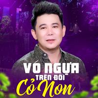 Vó Ngựa Trên Đồi Cỏ Non