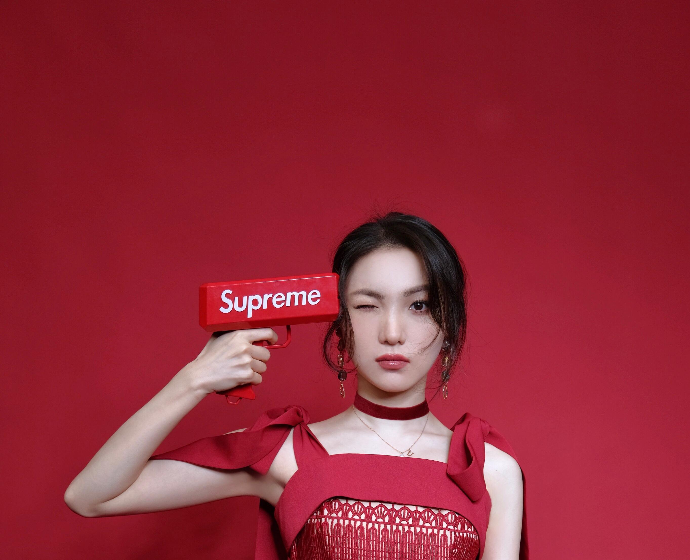 于梓贝