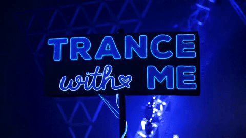 不同性格的妹子都喜欢什么电音风格?男士慎入