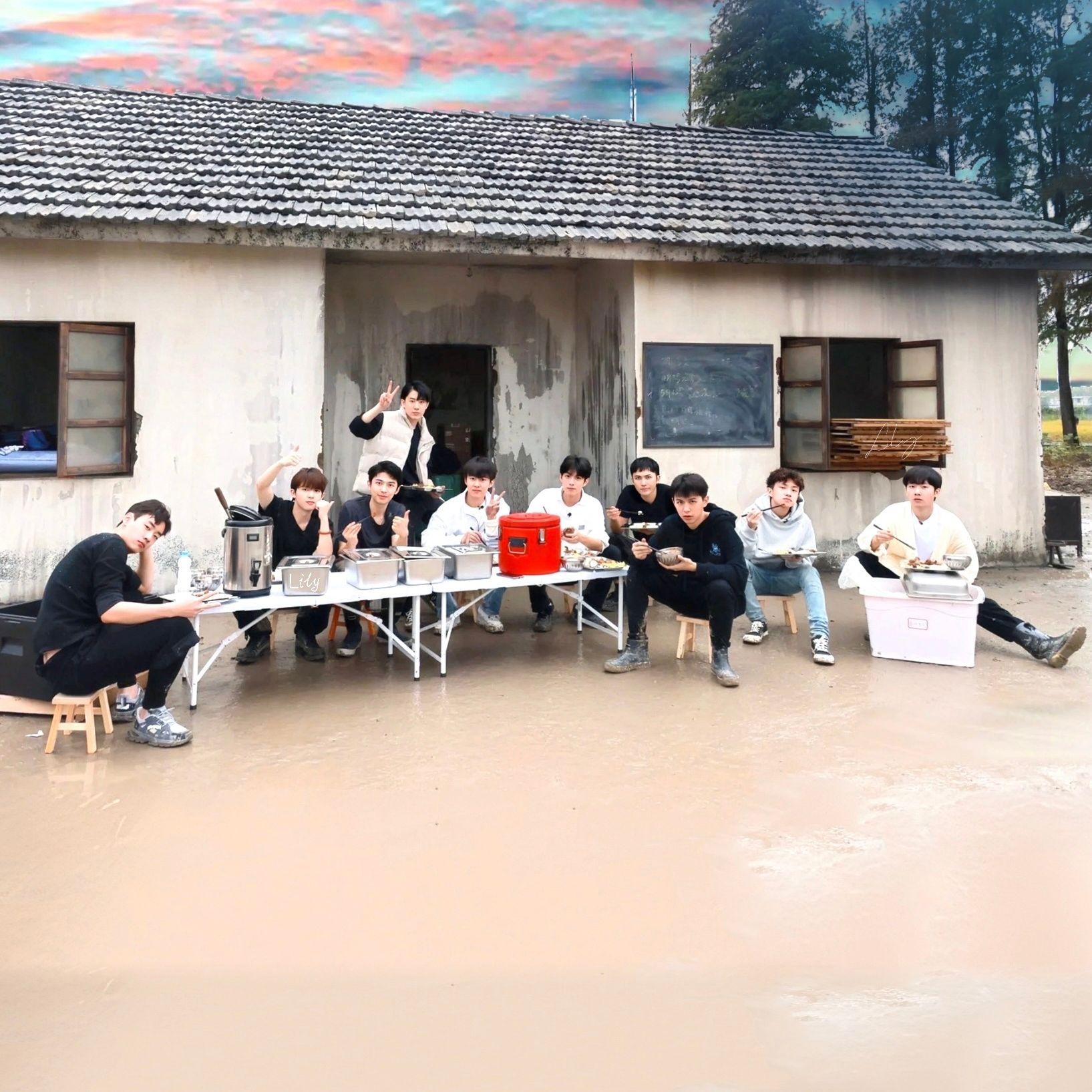 铁皮火车不停开封面