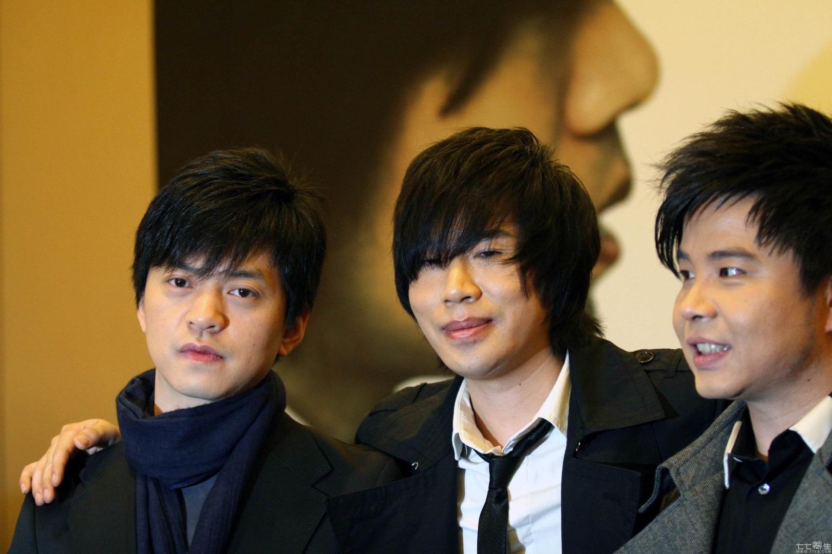 水木年华和李健，相爱相杀这些年