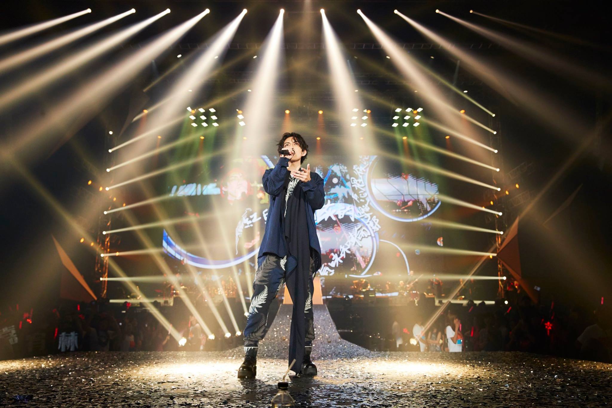 首场终场都在故乡,林宥嘉世界巡演感性画句点