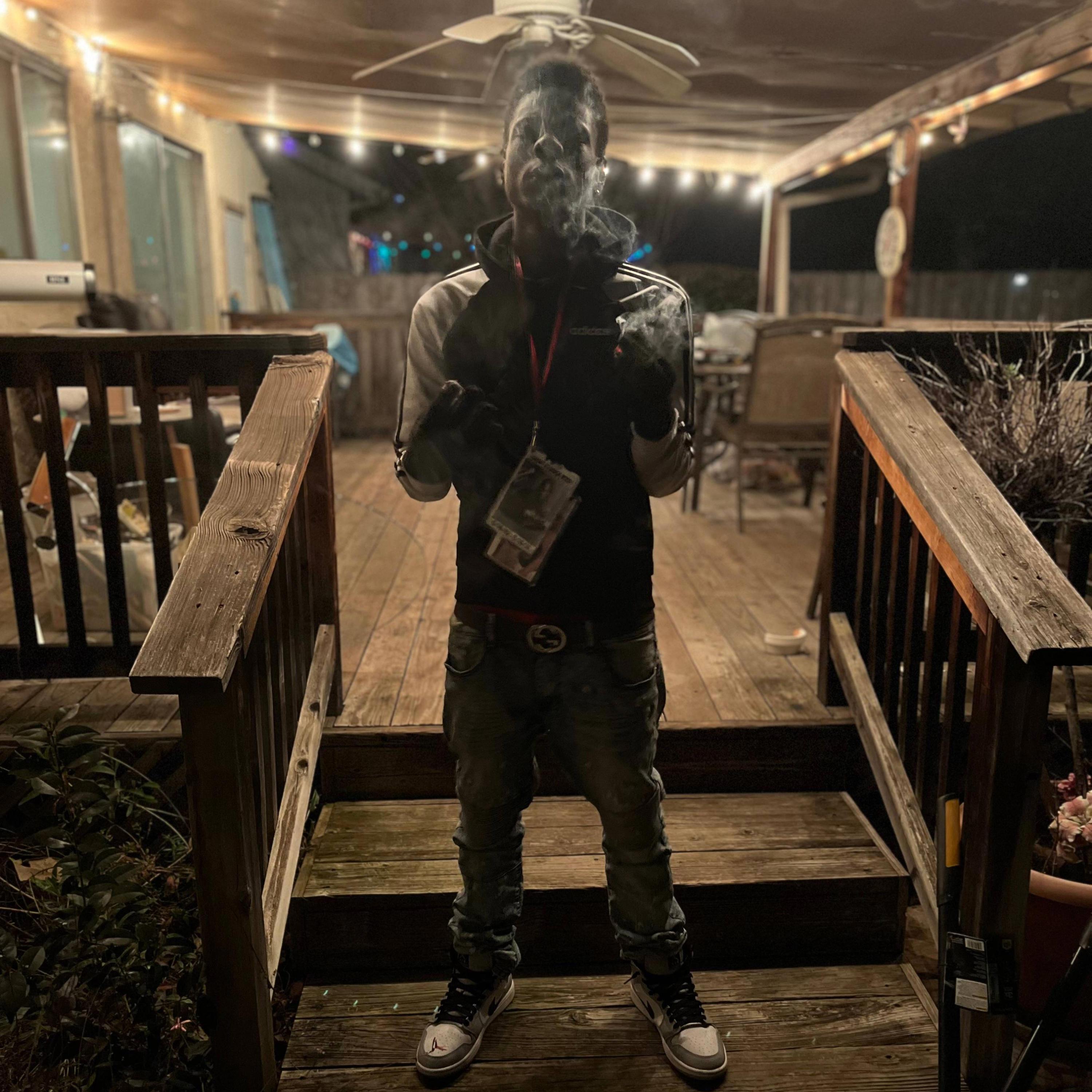 Wins (feat. Bank & FBL Snake)