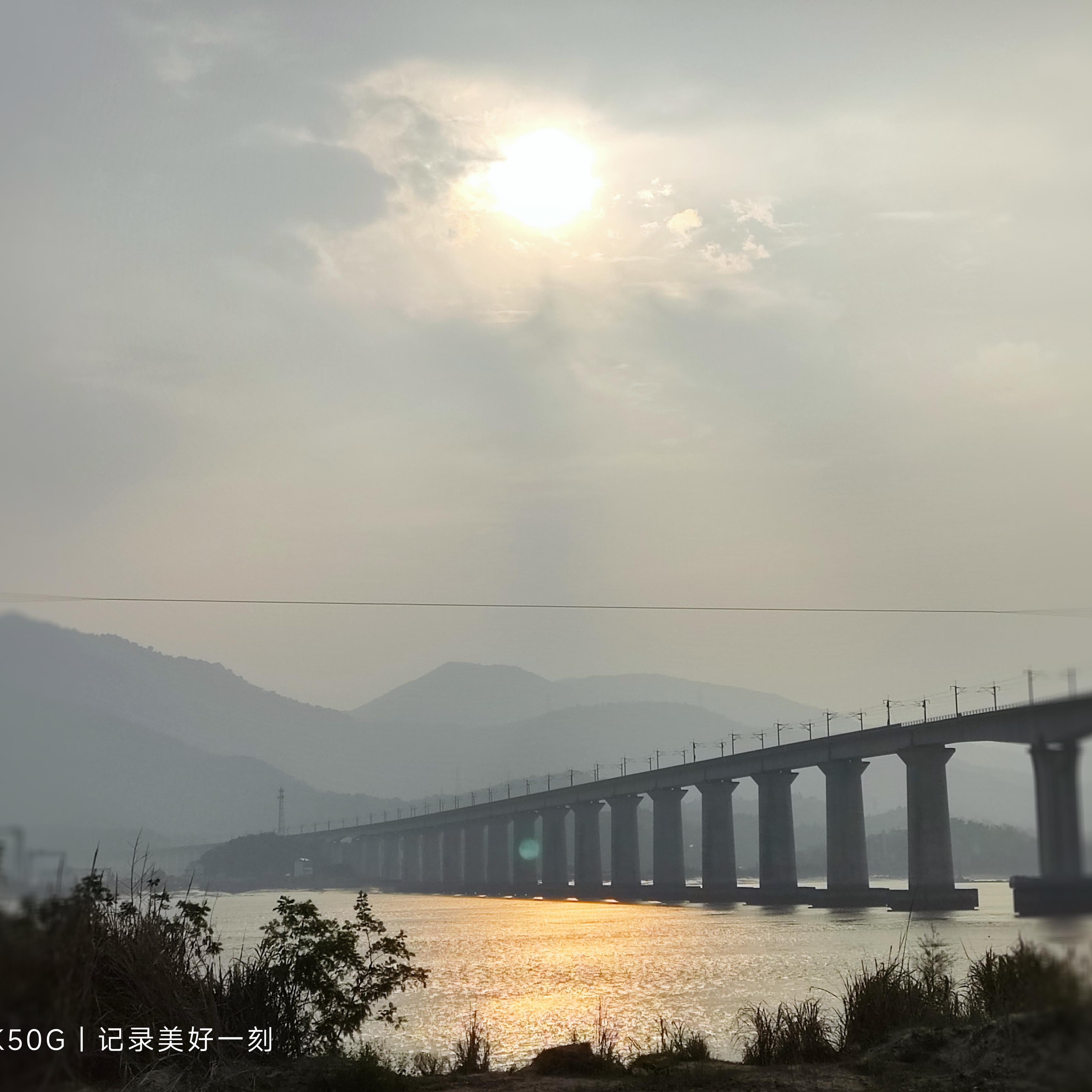 【剩下的盛夏】（翻唱） - 戏子无情封面