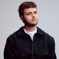 Alex Warren