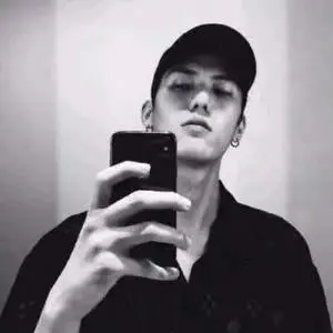 如果你也喜欢烟（许佳豪）