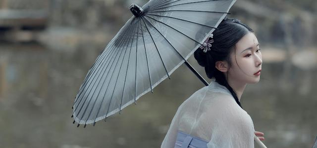 棠若头像