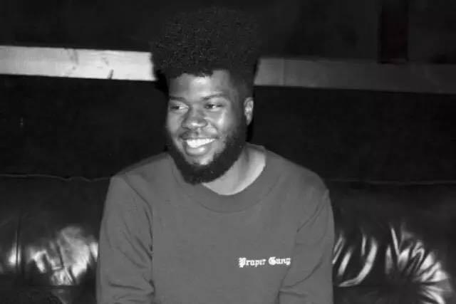 Khalid:头发能养花?