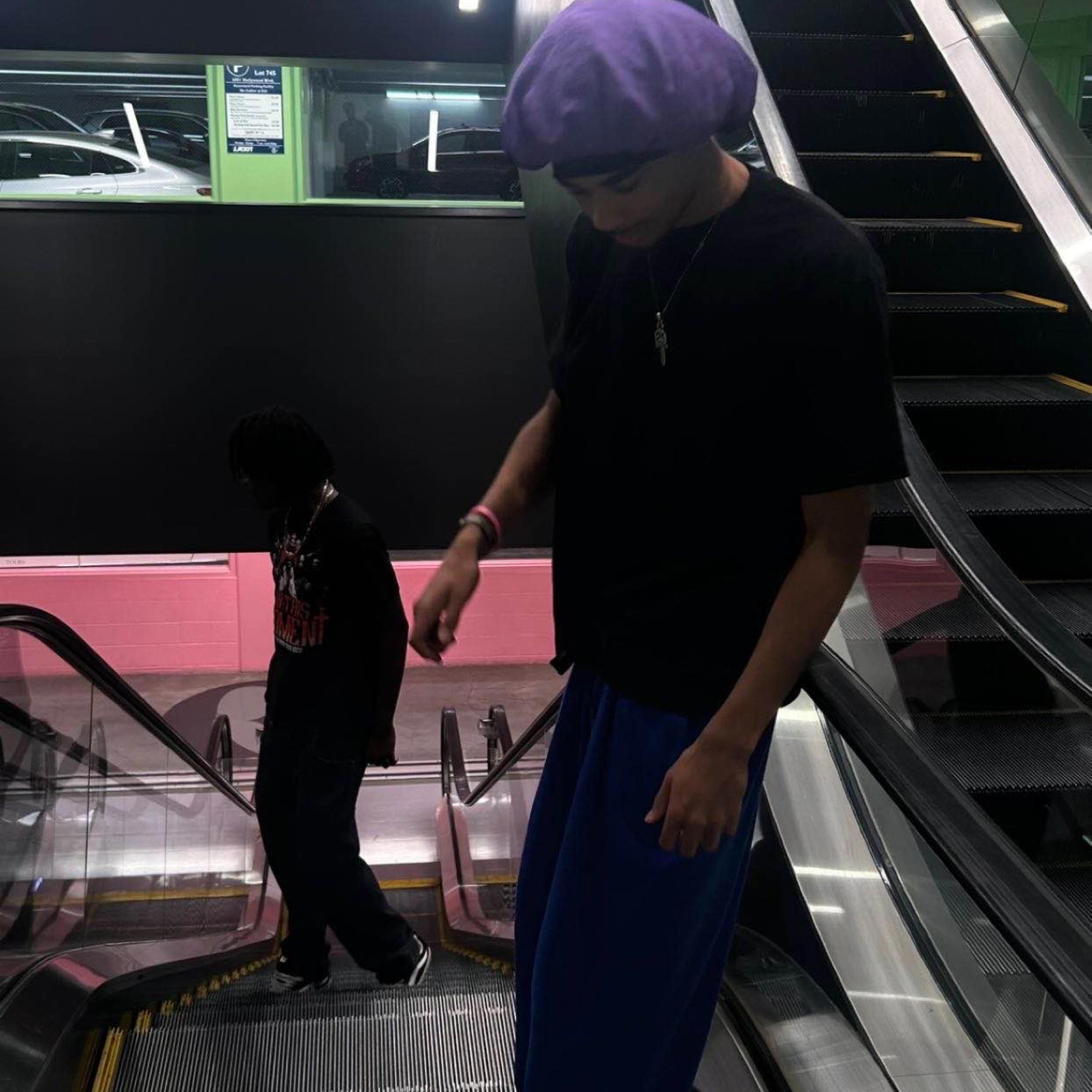 coolin (feat. luvfredo)