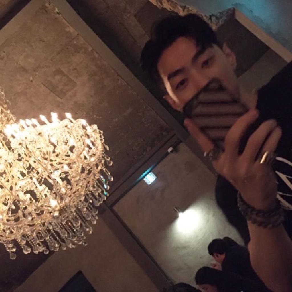 向上奋斗的小青年