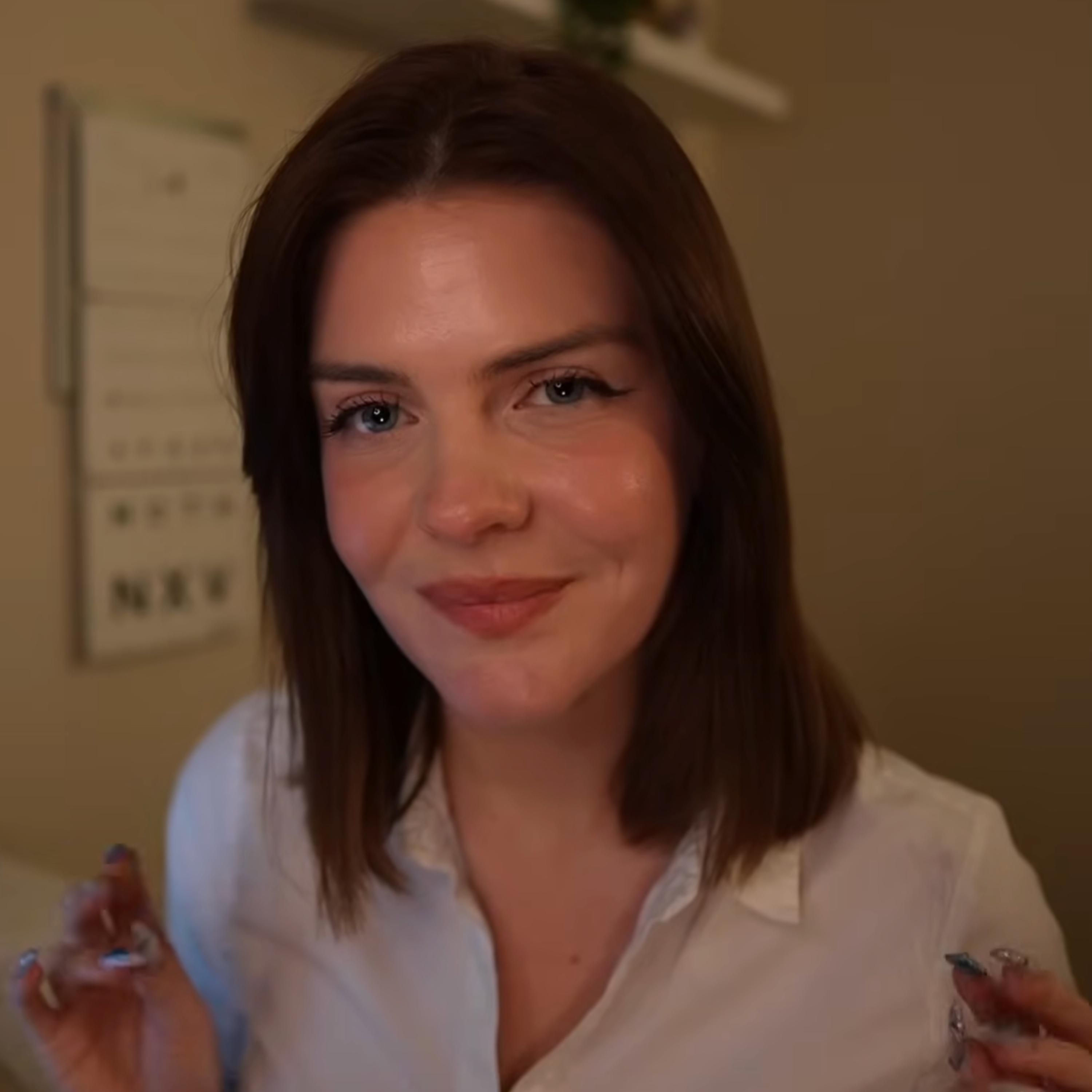 Soin apaisant avec masque de jade et compresses froides