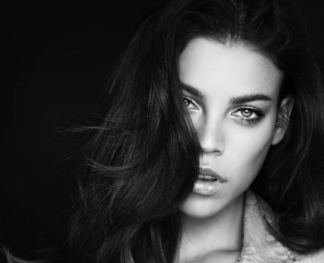 Eva Shaw
