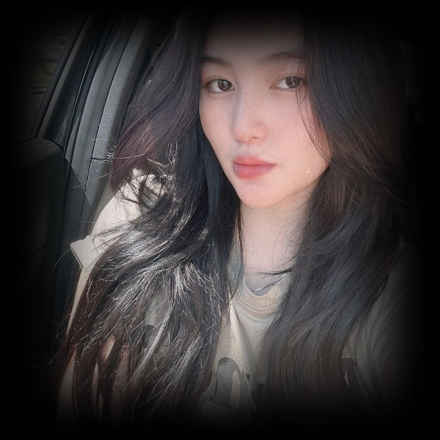 I Love She's Going Insane