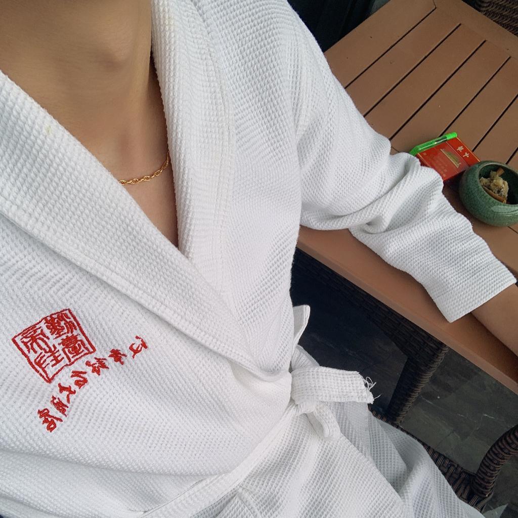 从此无心爱良夜任她明月下西楼