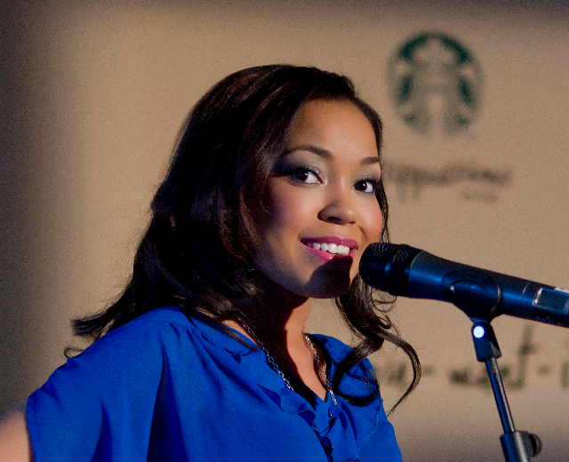 Dionne Bromfield