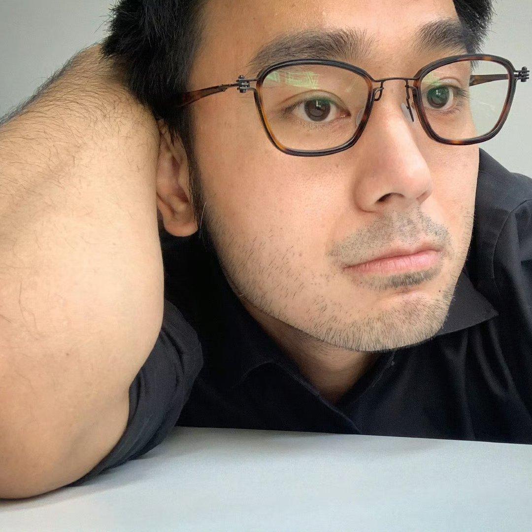 努力生活开心每一天