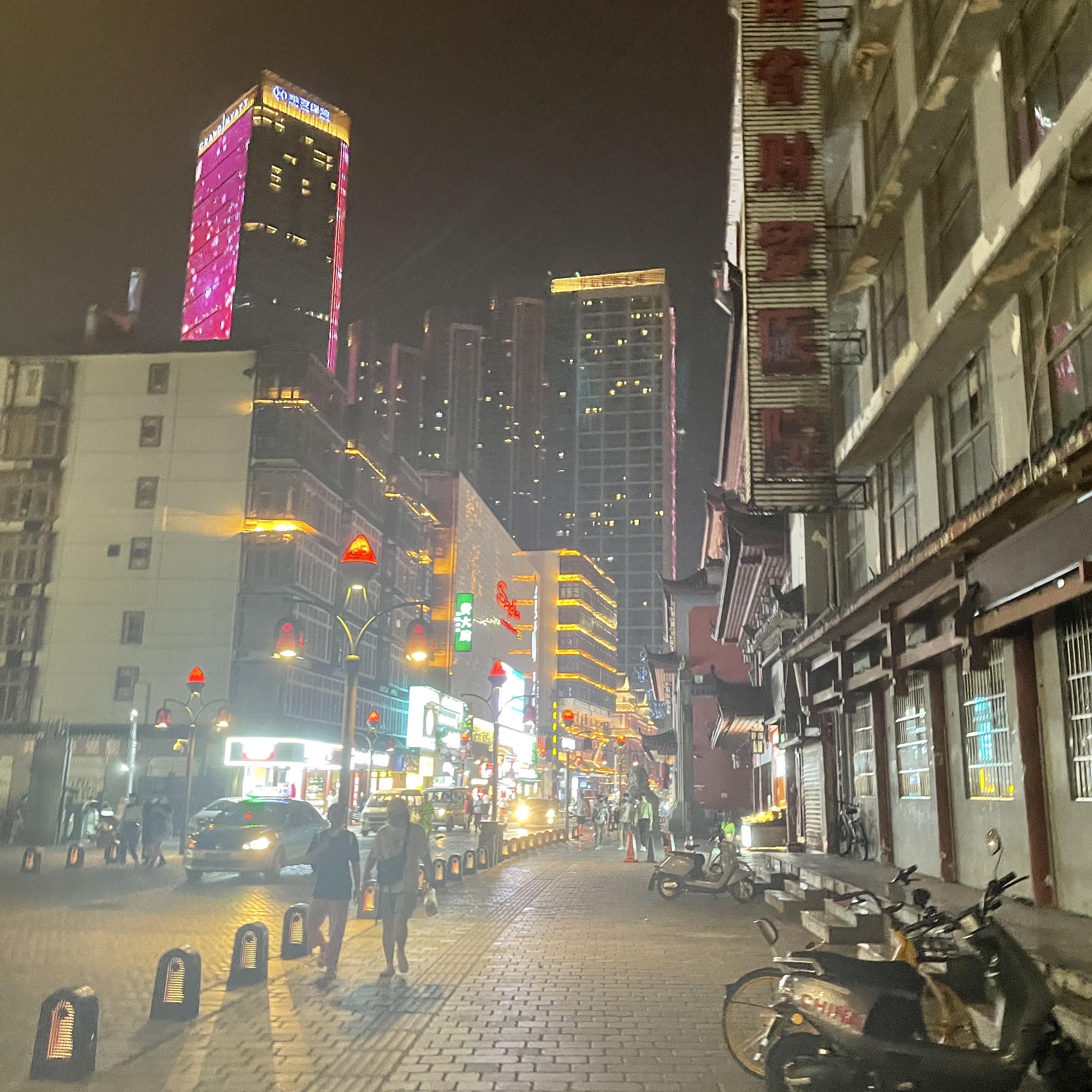 coffee（翻自 beabadoobee）