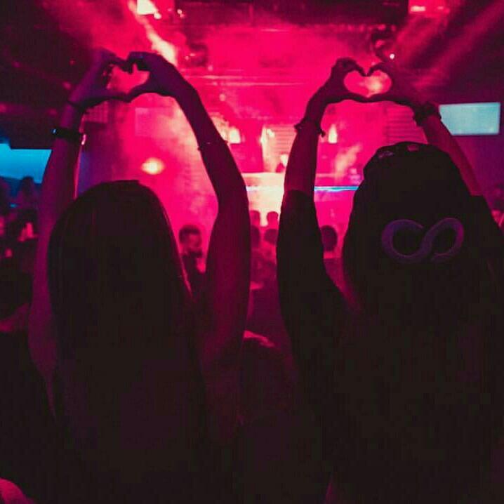 听Euphoric Hardstyle爆哭