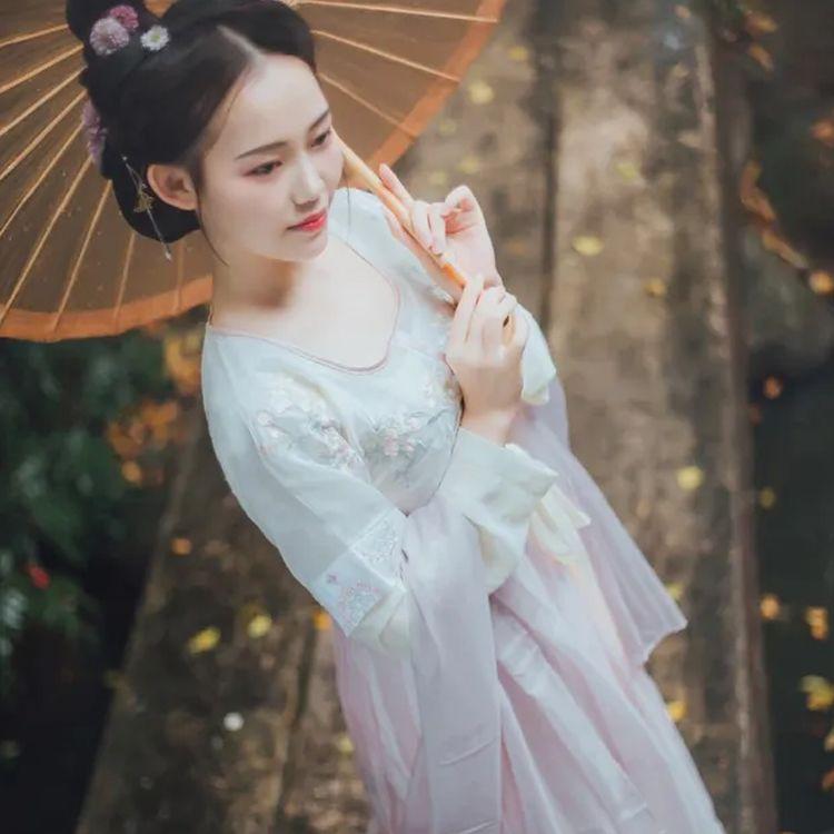 雨幕下的心悸封面