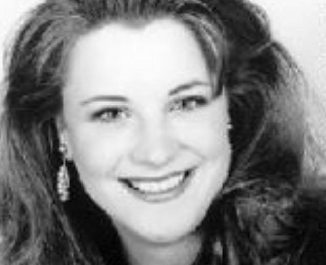 Lisa Milne