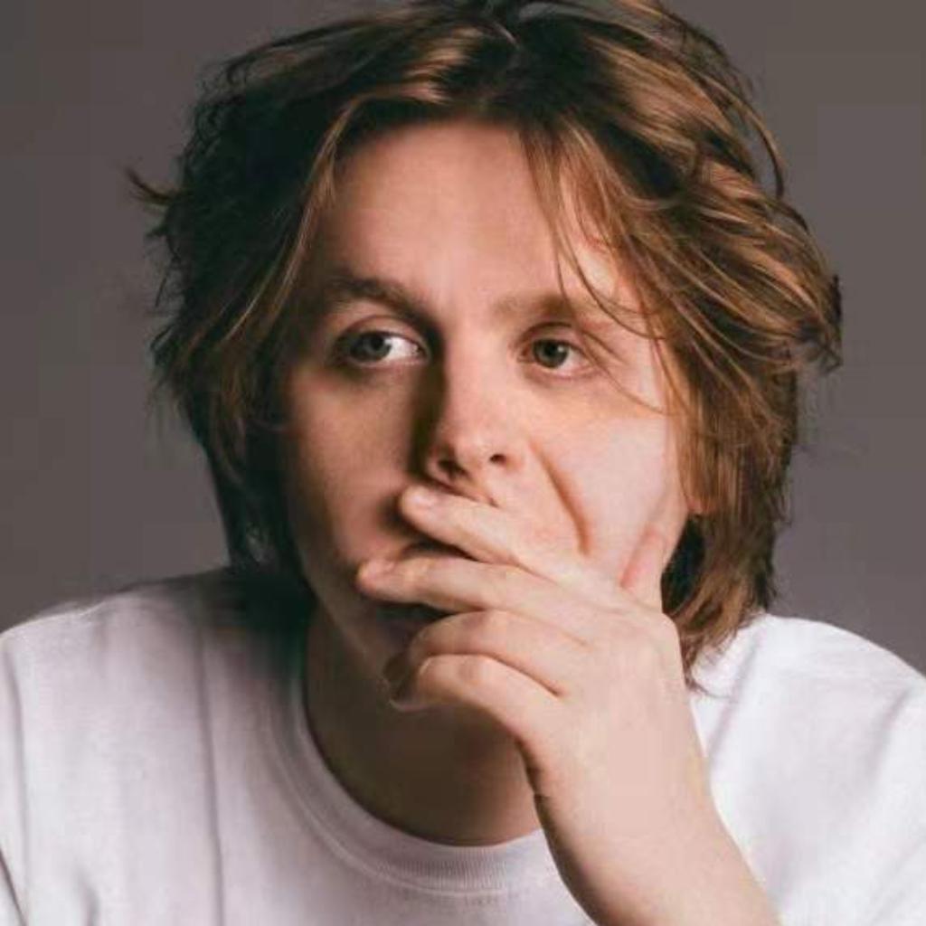 Lewis Capaldi （路易斯·卡帕尔迪）19年