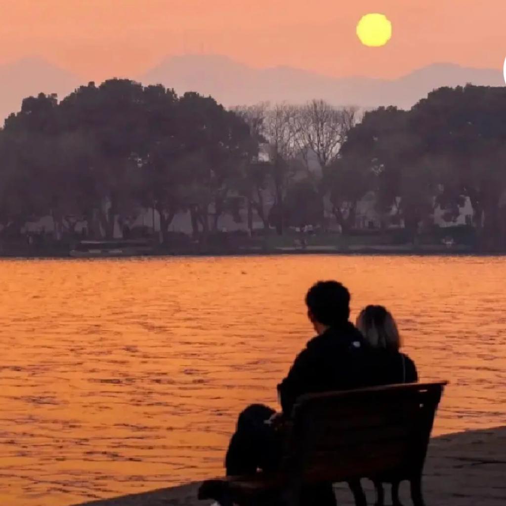 你曾经有多认真爱过一个人.（持续更新）