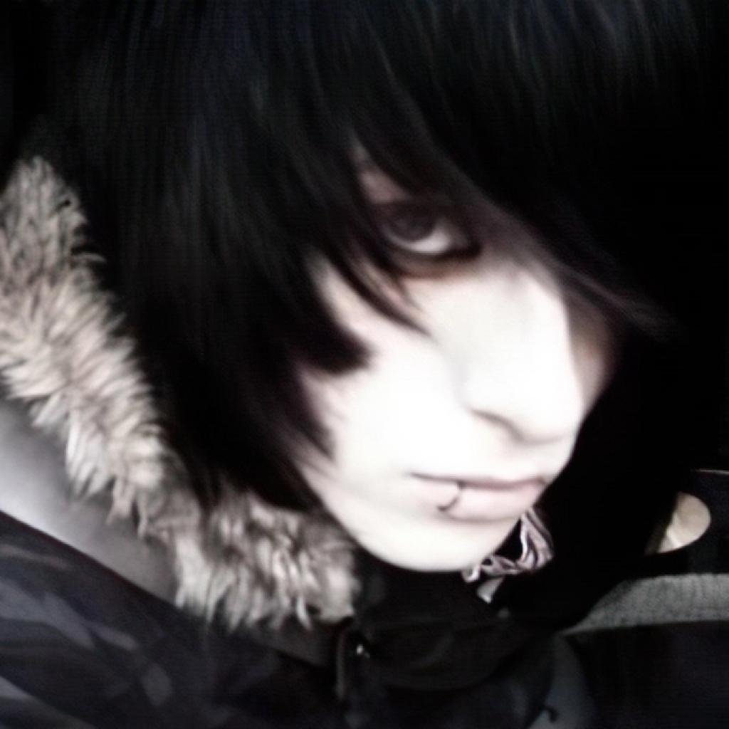 【XxSongsThatEmoKidShouldListenToXx】