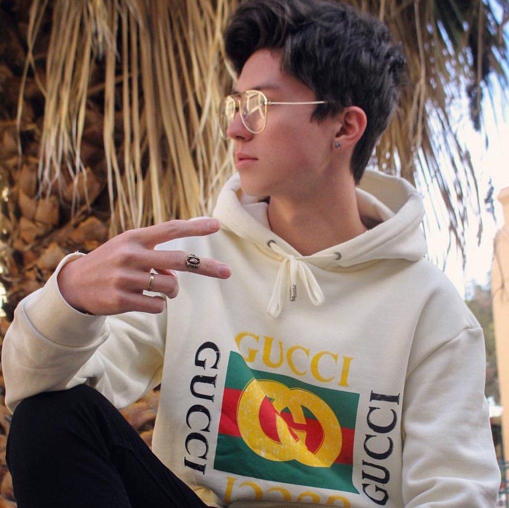 Andrew Foy的弹指歌曲来源