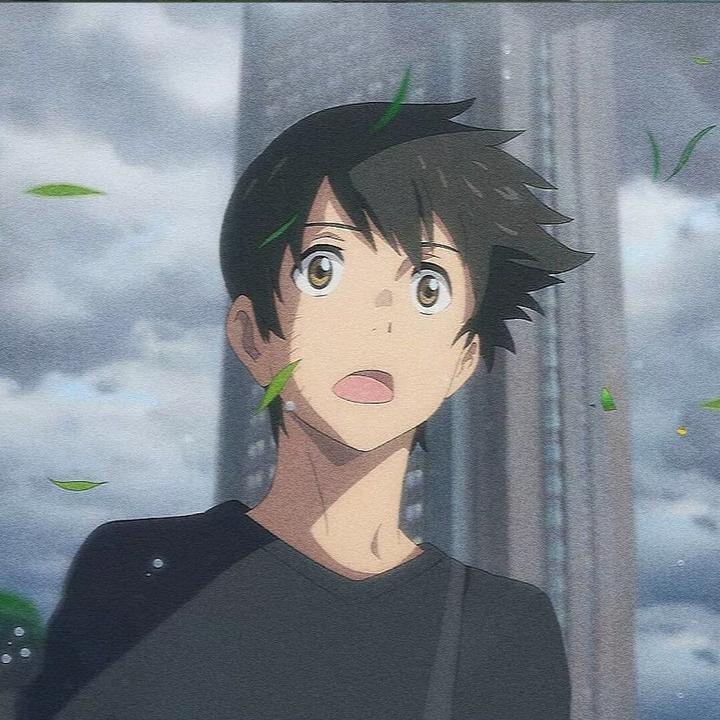 丨她的背影遥不可及丨