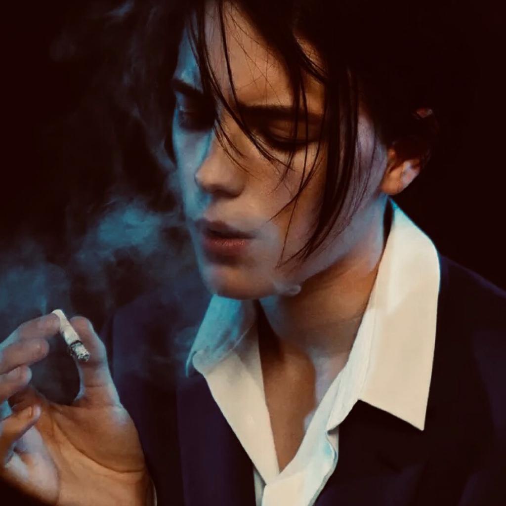 瑞典语丨纳维亚的音，渲染着斯德哥尔摩的夜