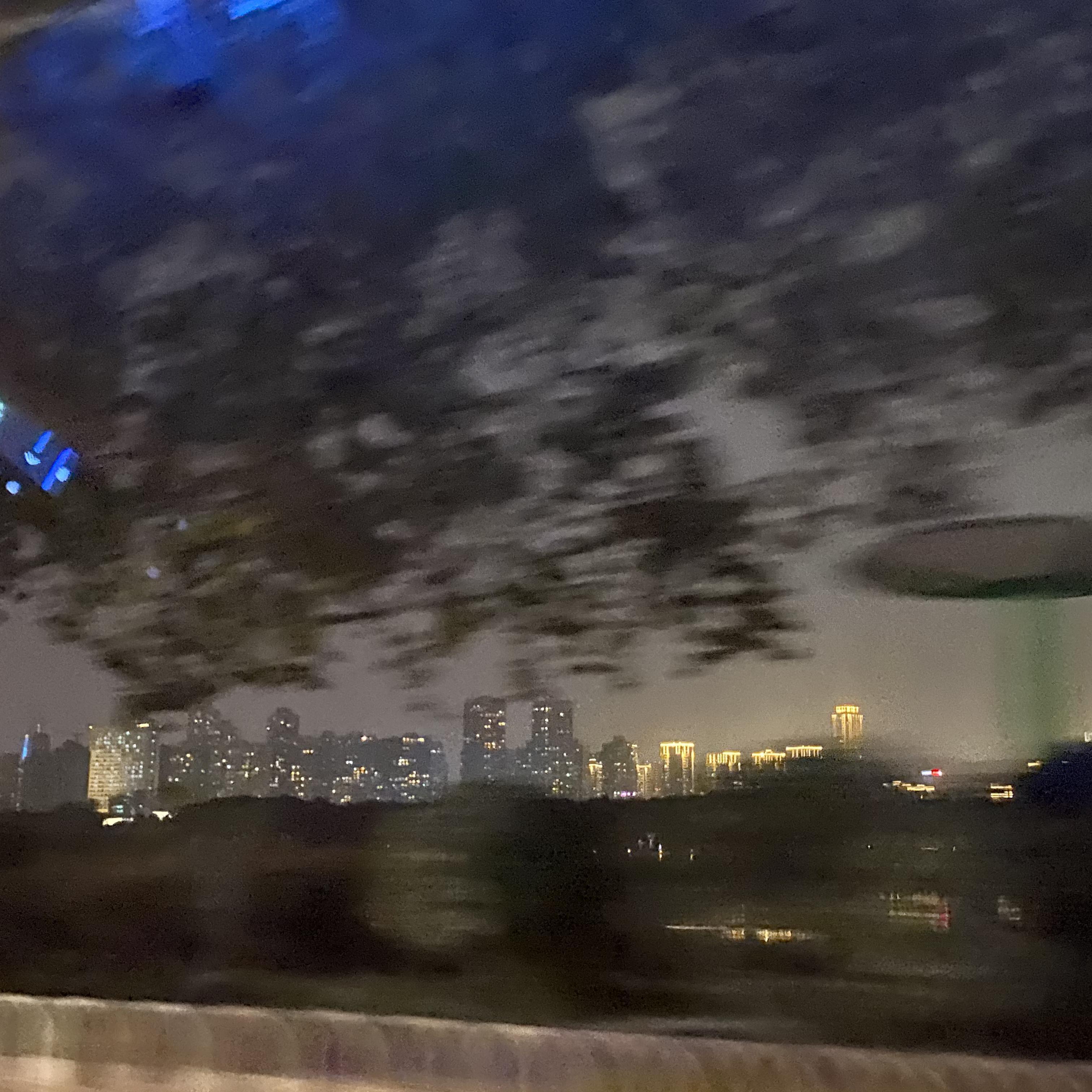 我只从唱让每天都开心就好