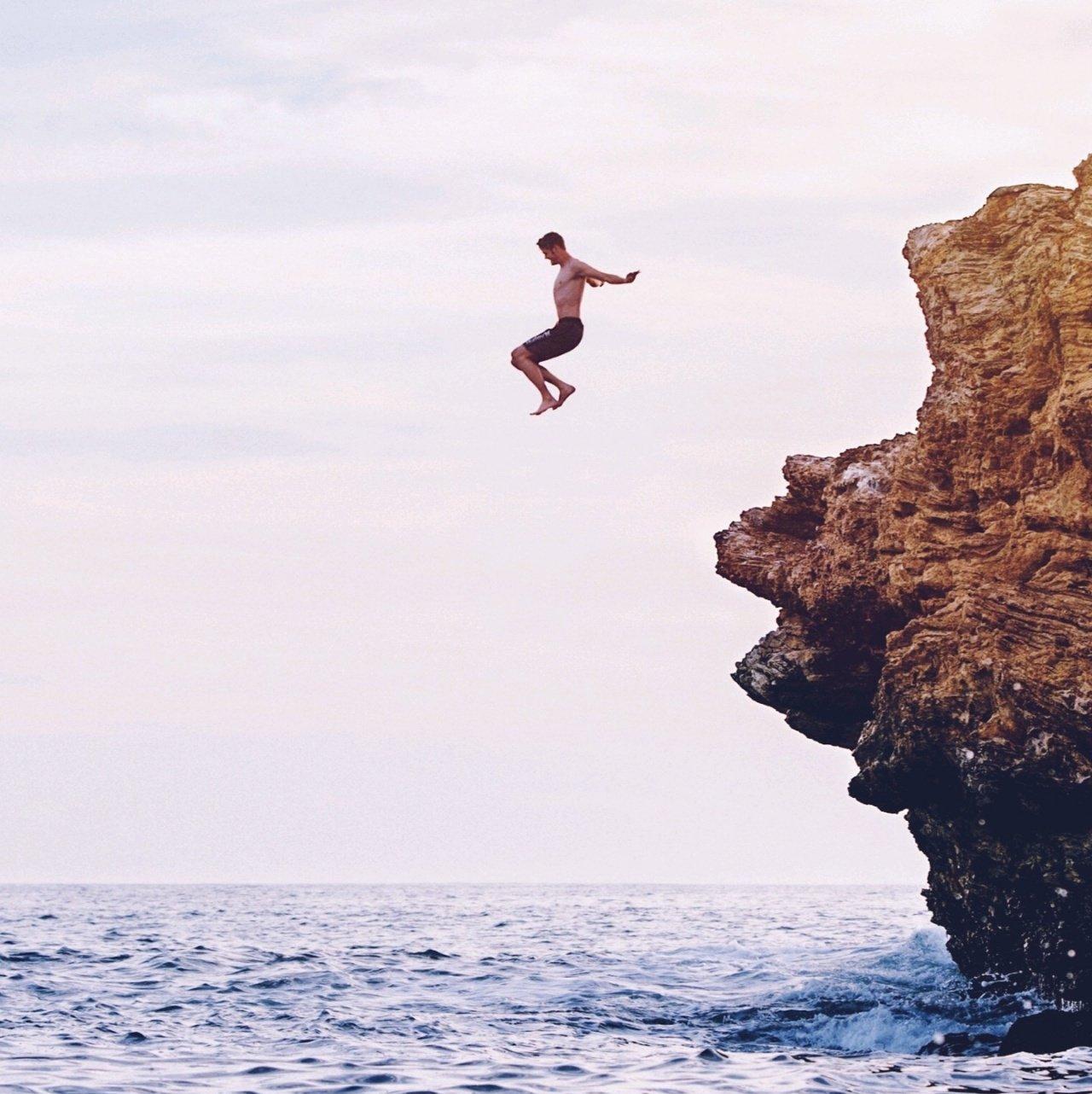 许是万能一青年