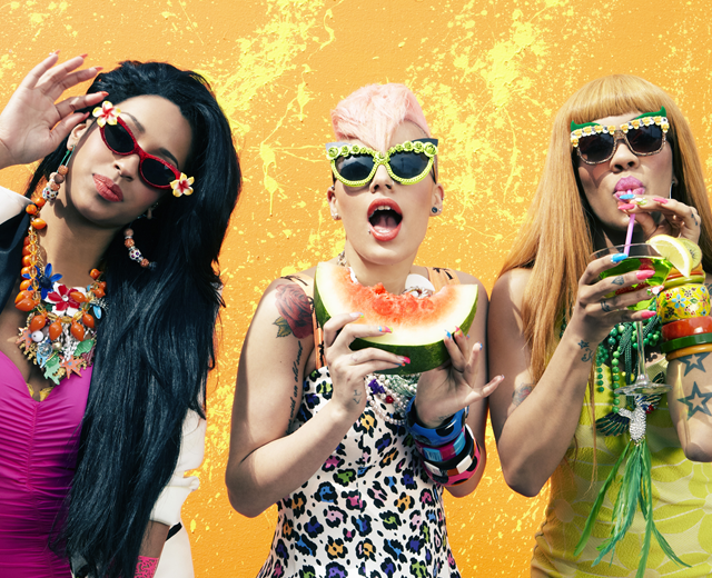 Stooshe