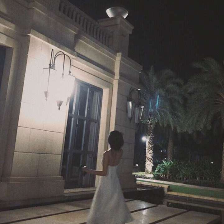 爱过一次封面