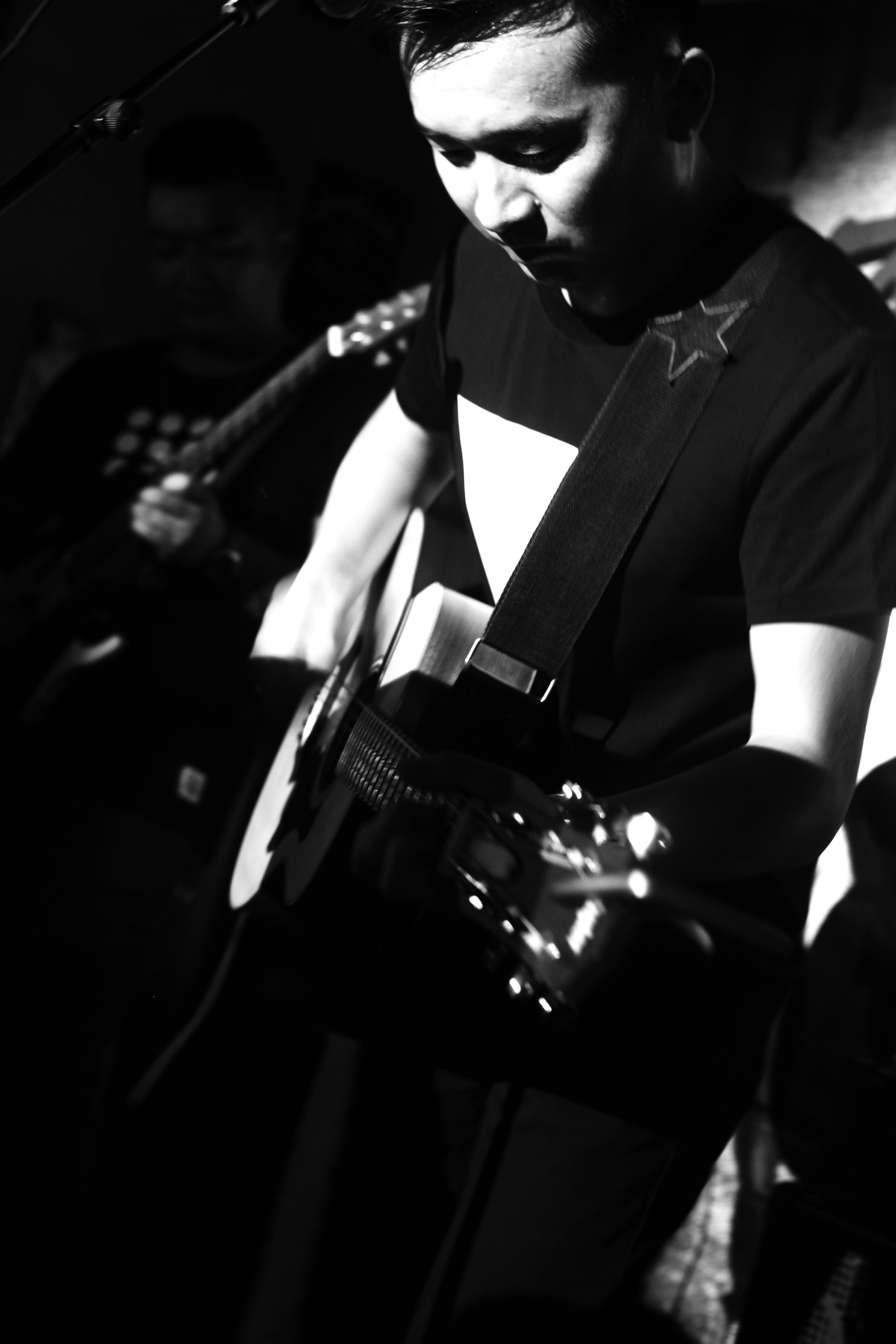 song-img