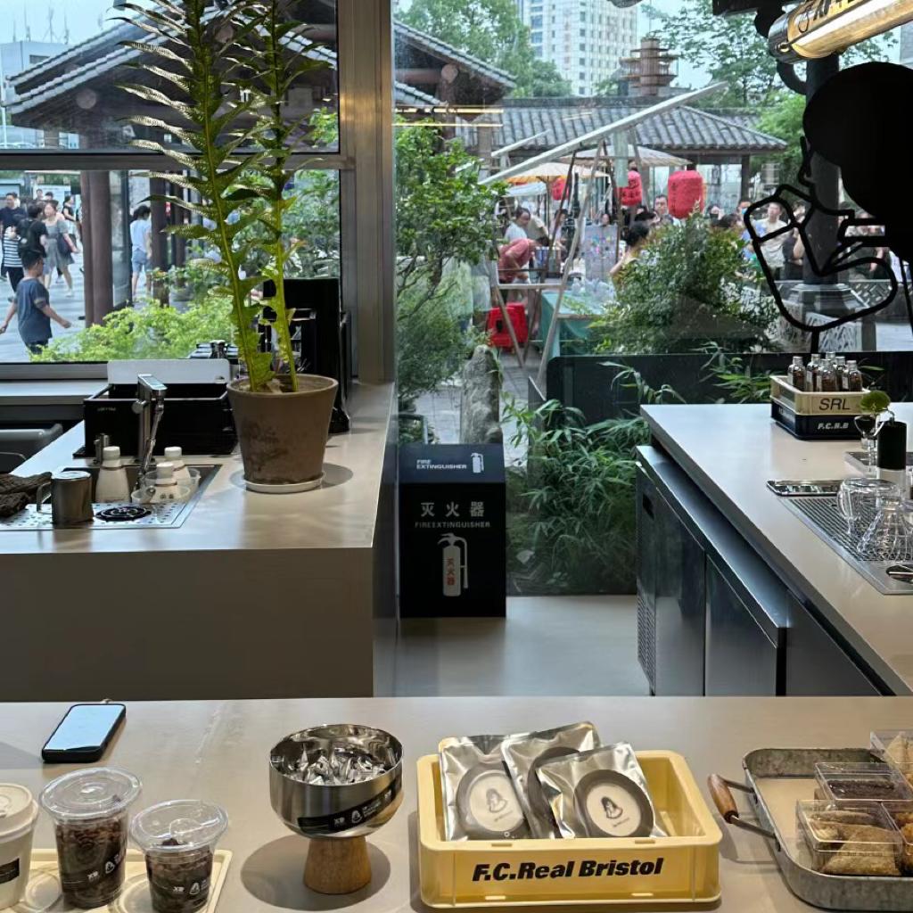 微醺咖啡馆｜让时光慢下来