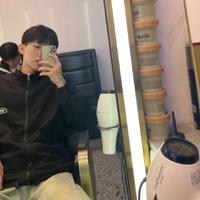 李逸资料,李逸最新歌曲,李逸MV视频,李逸音乐专辑,李逸好听的歌