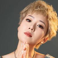 王娜